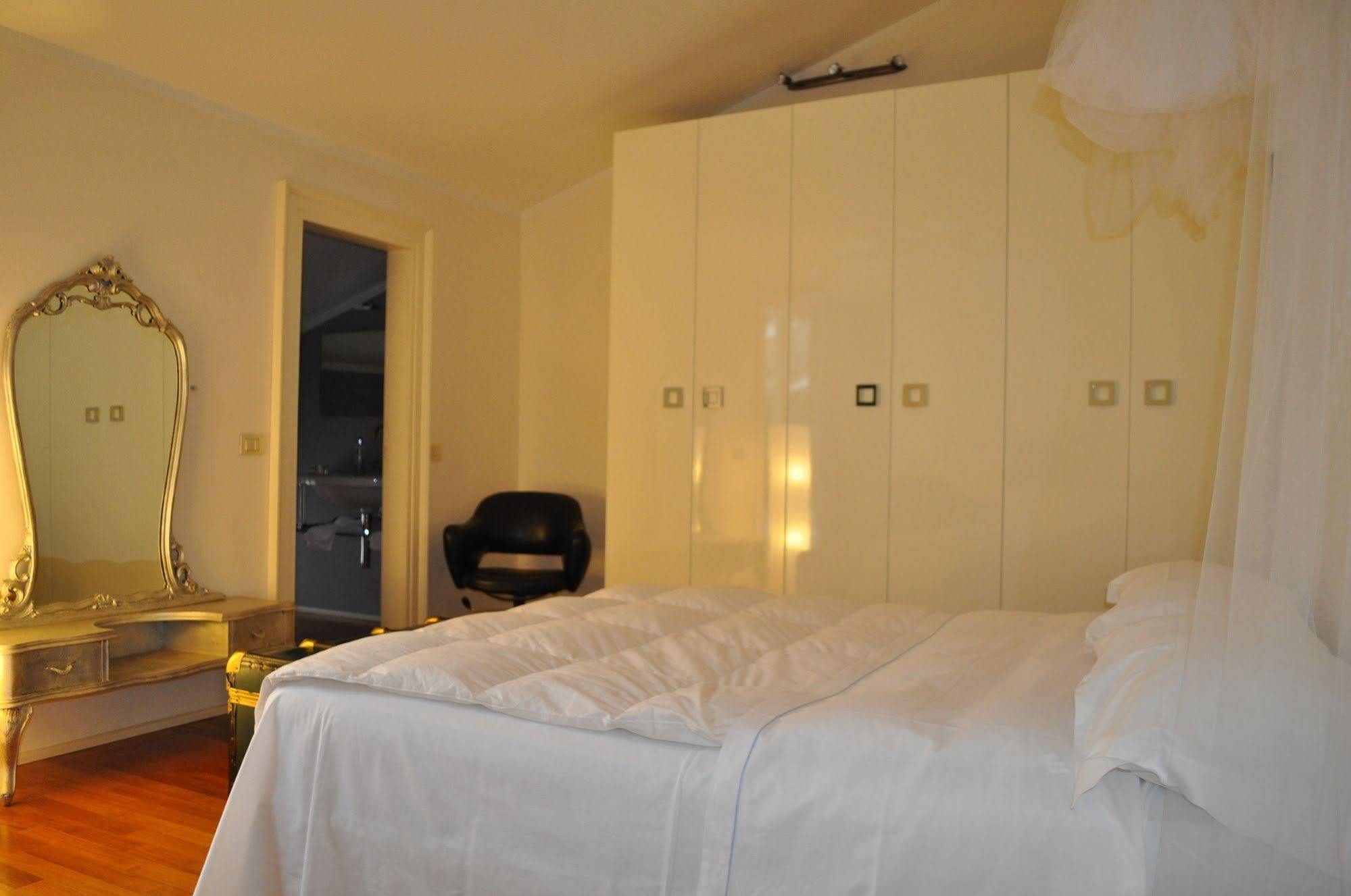 Domus Nova Residenza Il B&B Mantova Exteriér fotografie