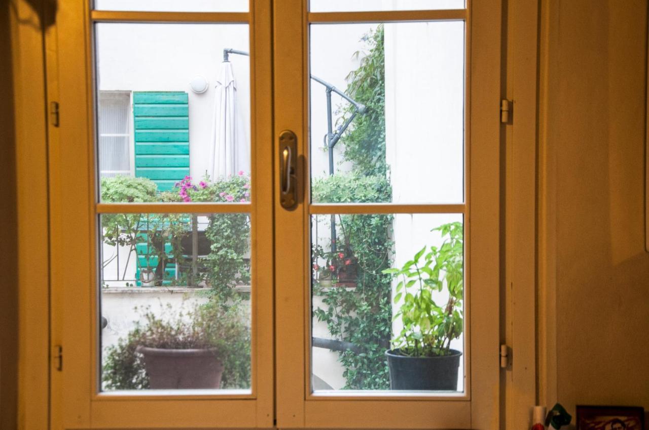Domus Nova Residenza Il B&B Mantova Exteriér fotografie